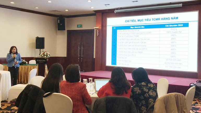 Phó Giáo sư, Tiến sĩ Dương Thị Hồng, Viện trưởng Vệ sinh dịch tễ Trung ương chia sẻ thông tin về Chương trình tiêm chủng mở rộng ở Việt Nam.