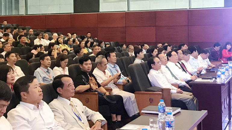 Các đại biểu tham dự Lễ kỷ niệm 63 năm ngày thành lập Hội Đông y thành phố Hà Nội