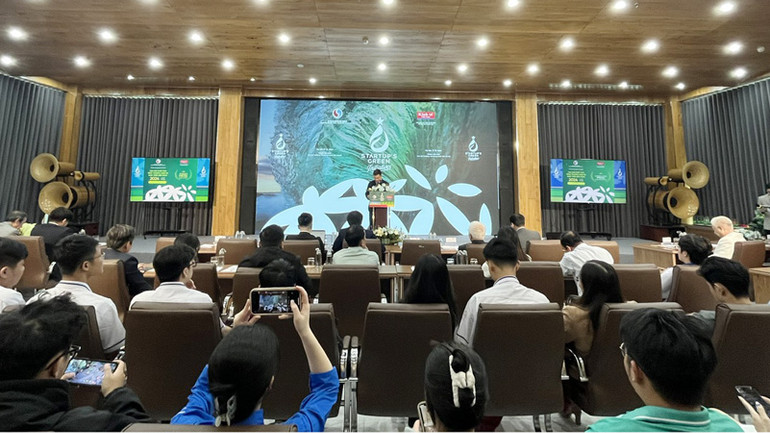 Quang cảnh Lễ trao Giải Cuộc thi