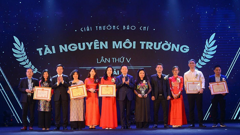 Tác giả, nhóm tác giả nhận Giải A, Giải thưởng Báo chí Tài nguyên và môi trường lần thứ V