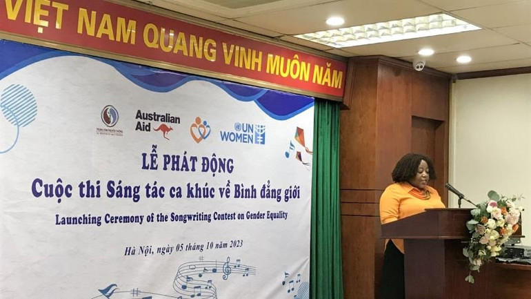 Đại diện Cơ quan Liên hiệp quốc về Bình đẳng giới và Trao quyền cho phụ nữ (UN Women) tại Việt Nam phát biểu tại lễ phát động cuộc thi.