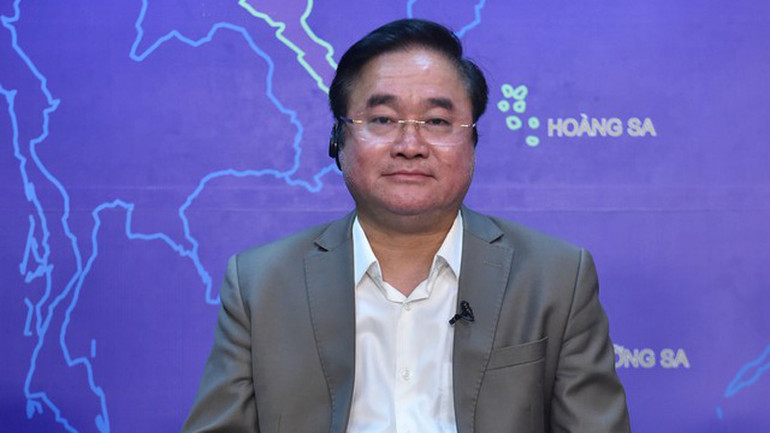 TS.BS Hoàng Minh Đức, Cục trưởng Y tế Dự phòng (Bộ Y tế) trao đổi tại Tọa đàm. (Ảnh: Dương Tuấn)