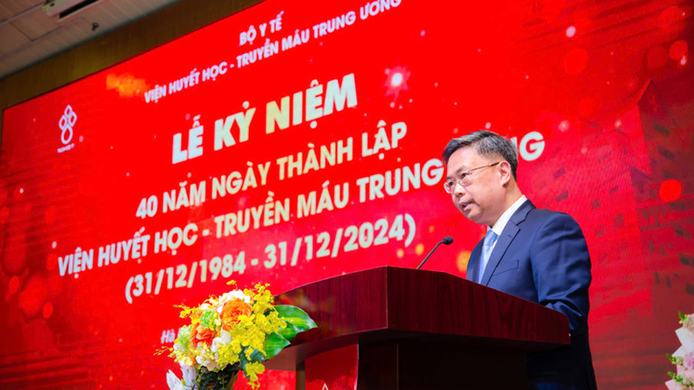 Phó Giáo sư, Tiến sĩ Nguyễn Hà Thanh phát biểu tại Lễ kỷ niệm.
