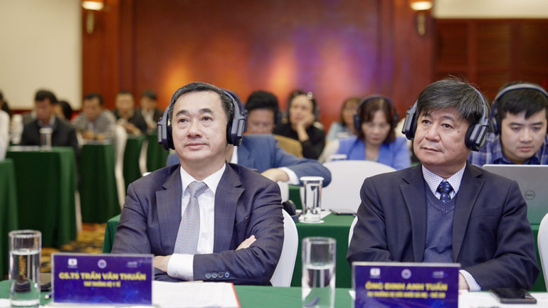 Các đại biểu tham dự Hội thảo.