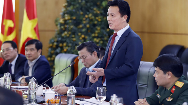 Bộ trưởng Tài nguyên và Môi trường Đặng Quốc Khánh phát biểu ý kiến tại Lễ Ký kết,