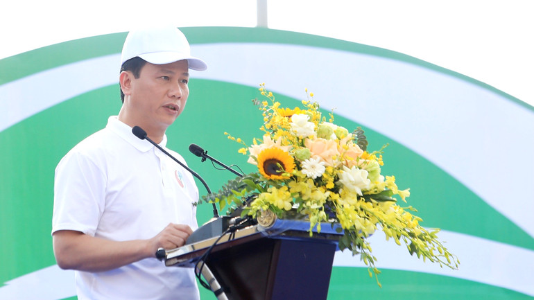 Bộ trưởng Tài nguyên và Môi trường Đặng Quốc Khánh phát biểu tại lễ phát động.
