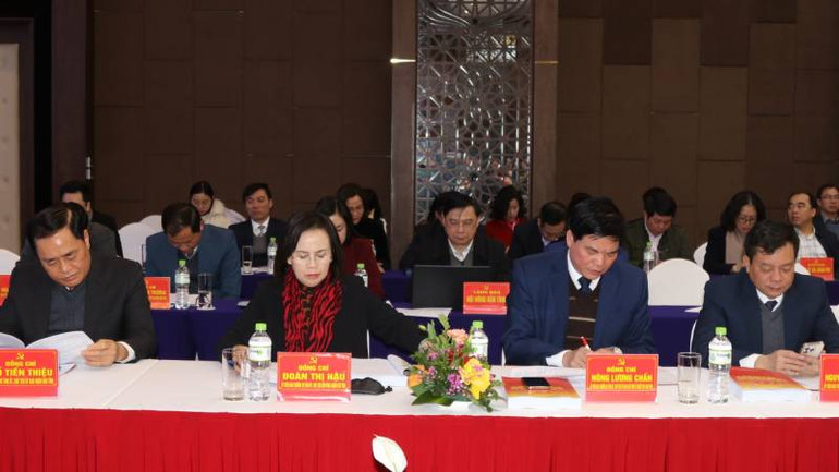 Các đại biểu lãnh đạo tỉnh Lạng Sơn tham dự Hội thảo.