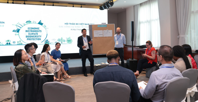 Các đại biểu tham gia thảo luận tại hội thảo. (Ảnh: GIZ) Các đại biểu tham gia thảo luận tại hội thảo. (Ảnh: GIZ)