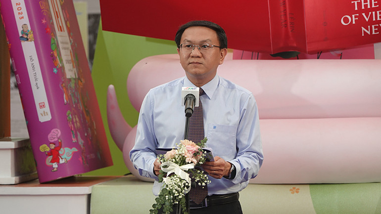 Giám đốc Sở Thông tin và Truyền thông Thành phố Hồ Chí Minh Lâm Đình Thắng phát biểu khai mạc lễ hội.