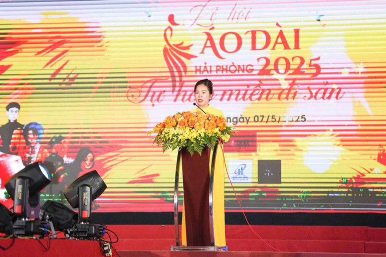 Bà Vũ Thị Kim Liên, Chủ tịch Hội Liên hiệp phụ nữ thành phố Hải Phòng. (Ảnh: ĐÀM THANH) Bà Vũ Thị Kim Liên, Chủ tịch Hội Liên hiệp phụ nữ thành phố Hải Phòng. (Ảnh: ĐÀM THANH)