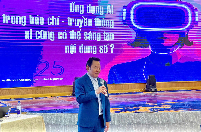 Ông Nguyễn Anh Tú, Chủ tịch Hội Nhà báo thành phố Hải Phòng, phát biểu.