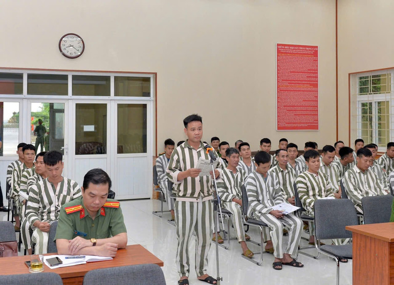 Các phạm nhân được đặc xá đợt này bày tỏ niềm vui mừng, phấn khởi trước chính sách nhân đạo, khoan hồng của Đảng, Nhà nước.