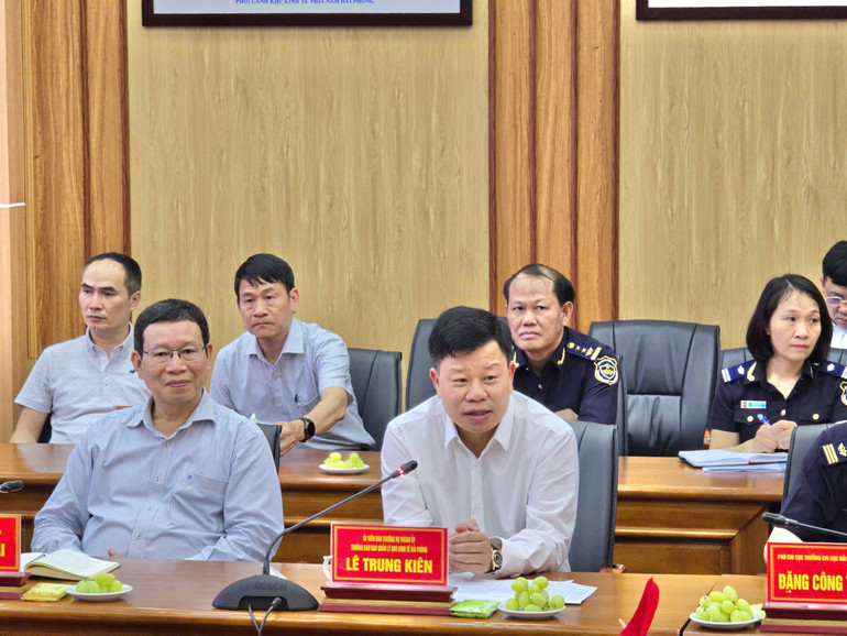 Ông Lê Trung Kiên, Trưởng ban quản lý Khu kinh tế Hải Phòng.