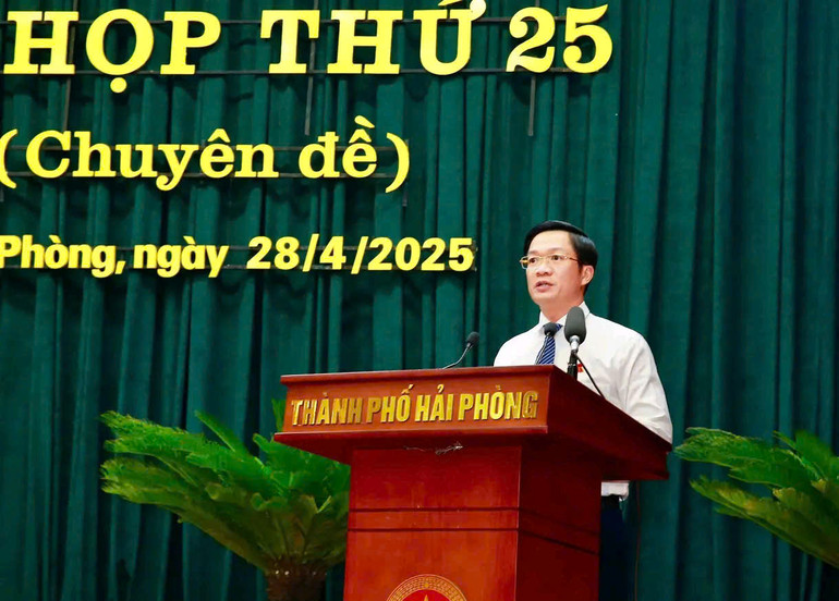 Đồng chí Phạm Văn Lập, Chủ tịch Hội đồng nhân dân thành phố Hải Phòng.