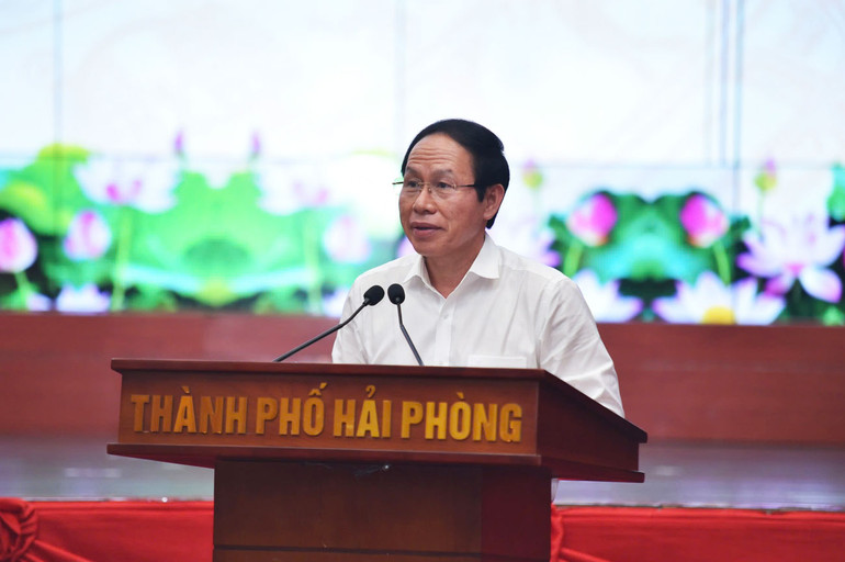 Đồng chí Lê Tiến Châu, Bí thư Thành ủy Hải Phòng phát biểu tại buổi tọa đàm.