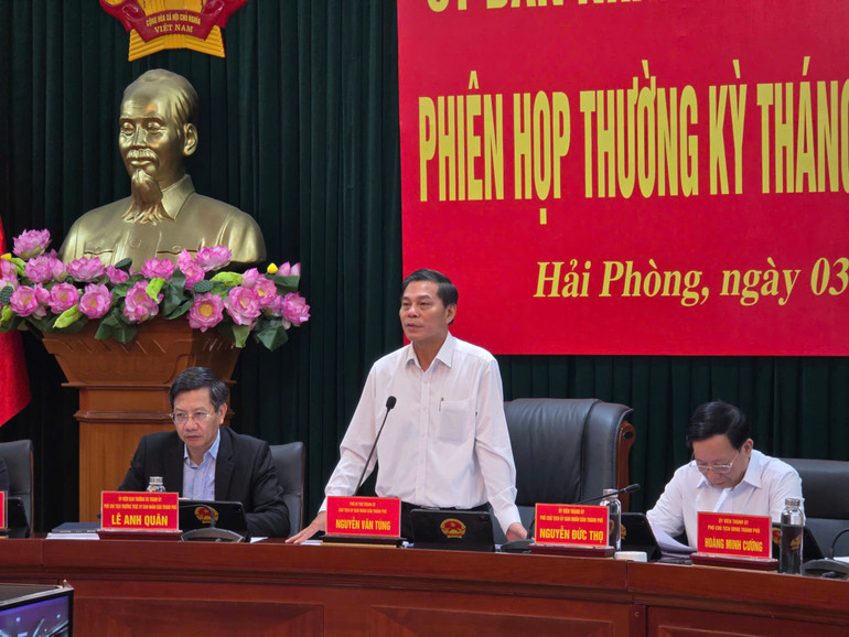 Đồng chí Nguyễn Văn Tùng, Chủ tịch Ủy ban nhân dân thành phố Hải Phòng.