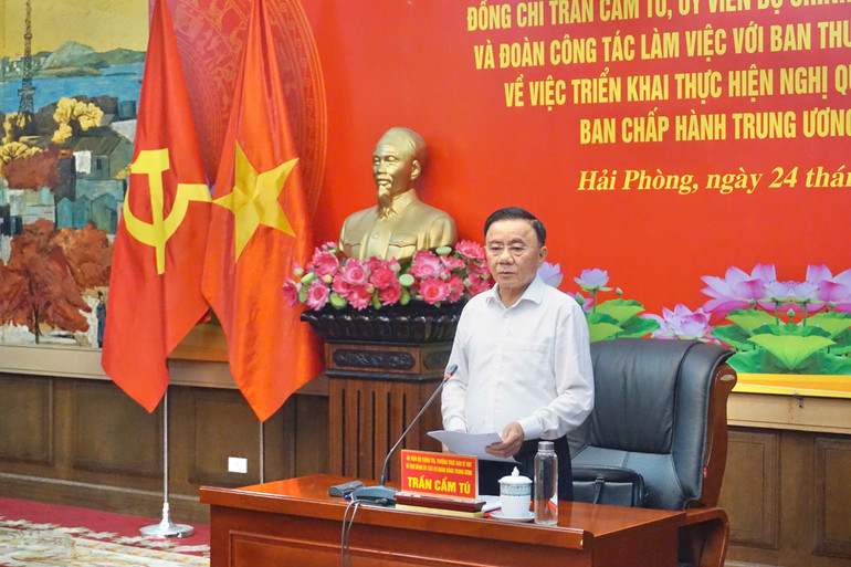 Đồng chí Trần Cẩm Tú, Ủy viên Bộ Chính trị, Thường trực Ban Bí thư.