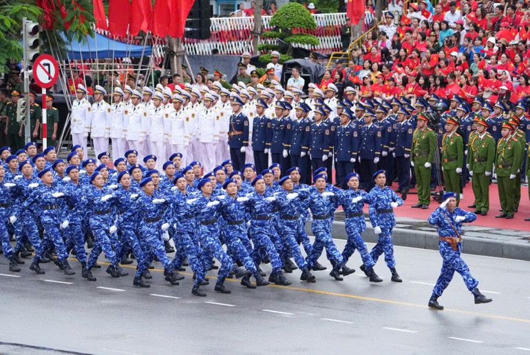 Khối Cảnh sát biển.