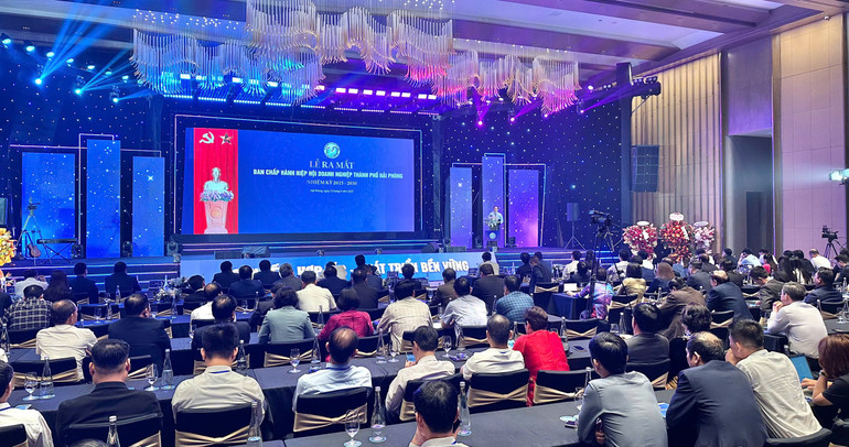 Toàn cảnh đại hội.