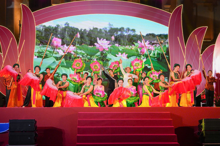 Các tiết mục tại hội diễn. Các tiết mục tại hội diễn.