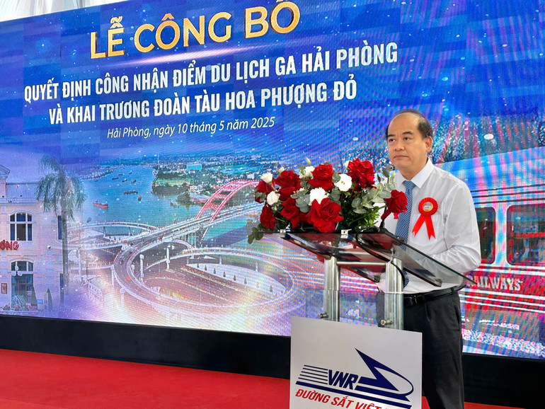 Ông Đào Anh Tuấn, Tổng Giám đốc Công ty Cổ phần Vận tải đường sắt.