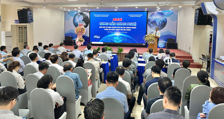 Quang cảnh phiên kết nối.