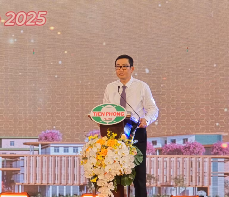 Ông Bùi Văn Kiệm, Giám đốc Sở Giáo dục và Đào tạo thành phố Hải Phòng.