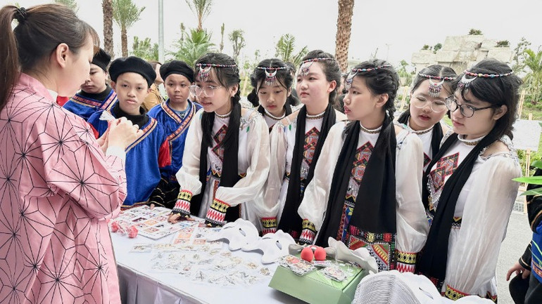 Du khách được trải nghiệm không gian văn hóa Nhật Bản.