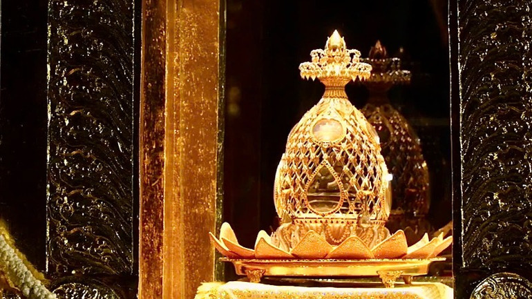 Cận cảnh xá lợi Đức Phật được an vị tại chùa Bái Đính.