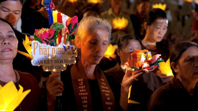 Trong những ngày qua, Ban tổ chức đã nỗ lực hết mình để có thể trợ duyên tốt nhất cho nhân dân về chiêm bái.