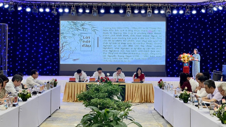 Nhiều ý kiến tham luận có nội dung phong phú, sinh động, hàm lượng khoa học cao tại Hội thảo.