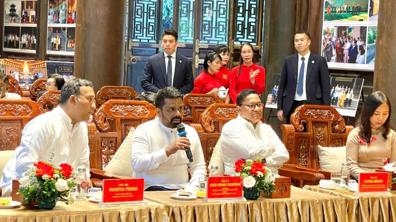 Tổng thống Sri Lanka Anura Kumara Dissanayaka phát biểu tại buổi đón tiếp. Tổng thống Sri Lanka Anura Kumara Dissanayaka phát biểu tại buổi đón tiếp.