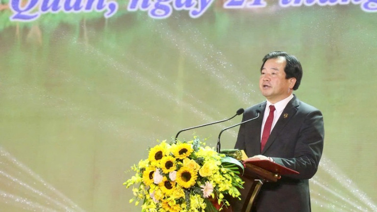 Đồng chí Hoàng Khắc Tiệp, Chủ tịch Ủy ban nhân dân huyện Nho Quan phát biểu tại chương trình.