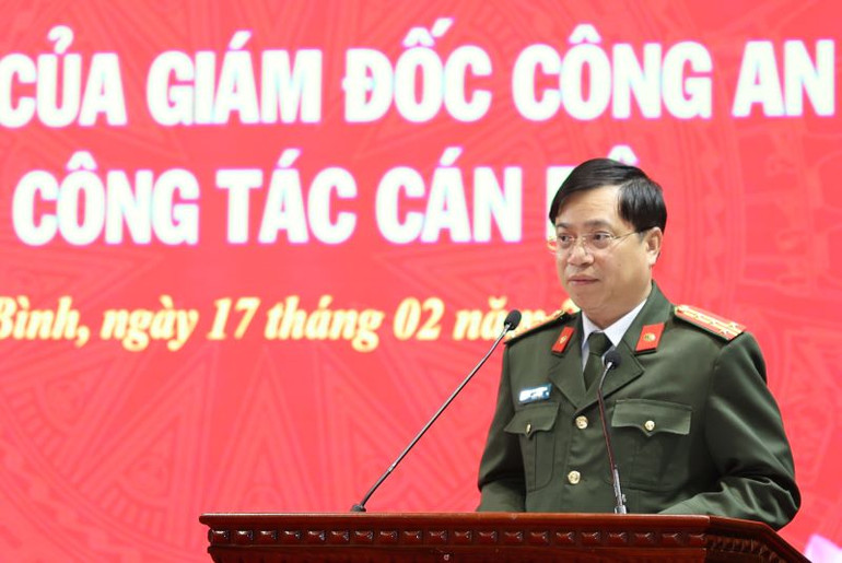 Đại tá Đinh Việt Dũng, Ủy viên Ban Thường vụ Tỉnh ủy, Bí thư Đảng ủy, Giám đốc Công an tỉnh phát biểu tại buổi lễ công bố. (Ảnh: PX03)