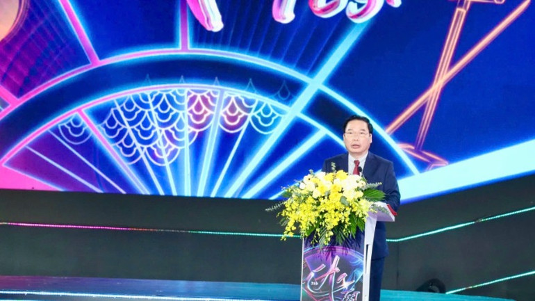 Phó Chủ tịch Ủy ban nhân dân tỉnh Ninh Bình Tống Quang Thìn phát biểu tại chương trình.