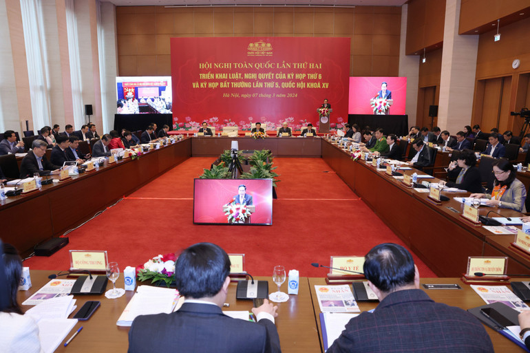 Toàn cảnh các đại biểu dự Hội nghị tại Nhà Quốc hội sáng 7/3. (Ảnh: DUY LINH)