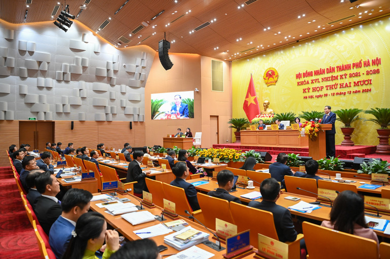 Quang cảnh khai mạc Kỳ họp thứ 20, Hội đồng Nhân dân Thành phố Hà Nội. (Ảnh: Duy Linh)