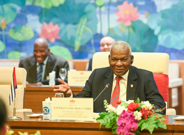 Chủ tịch Quốc hội Cuba Esteban Lazo Hernandez phát biểu tại buổi hội đàm. (Ảnh Duy Linh) Chủ tịch Quốc hội Cuba Esteban Lazo Hernandez phát biểu tại buổi hội đàm. (Ảnh Duy Linh)