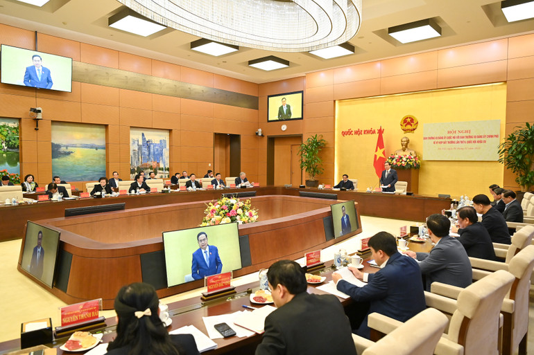 Quang cảnh hội nghị tại Nhà Quốc hội. Quang cảnh hội nghị tại Nhà Quốc hội.