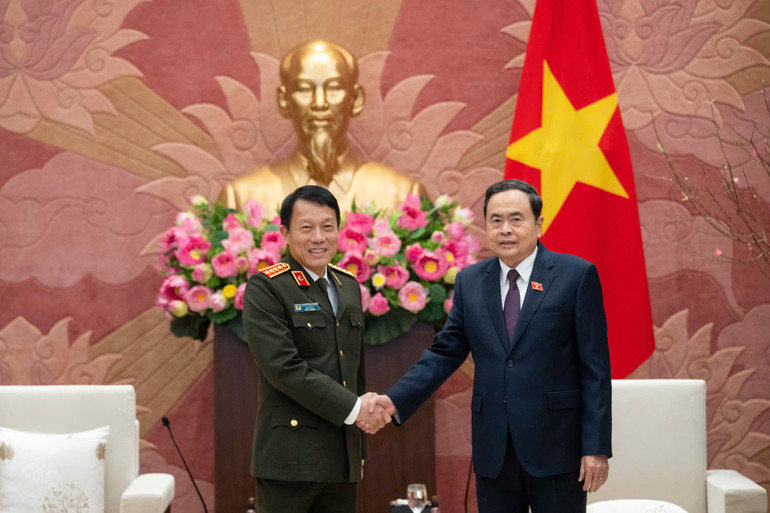 Chủ tịch Quốc hội Trần Thanh Mẫn và Bộ trưởng Công an Lương Tam Quang. (Ảnh: DUY LINH)