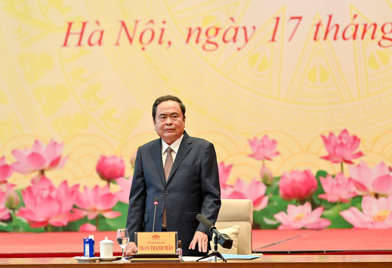 Chủ tịch Quốc hội Trần Thanh Mẫn phát biểu chỉ đạo tại buổi gặp mặt. (Ảnh: DUY LINH) Chủ tịch Quốc hội Trần Thanh Mẫn phát biểu chỉ đạo tại buổi gặp mặt. (Ảnh: DUY LINH)