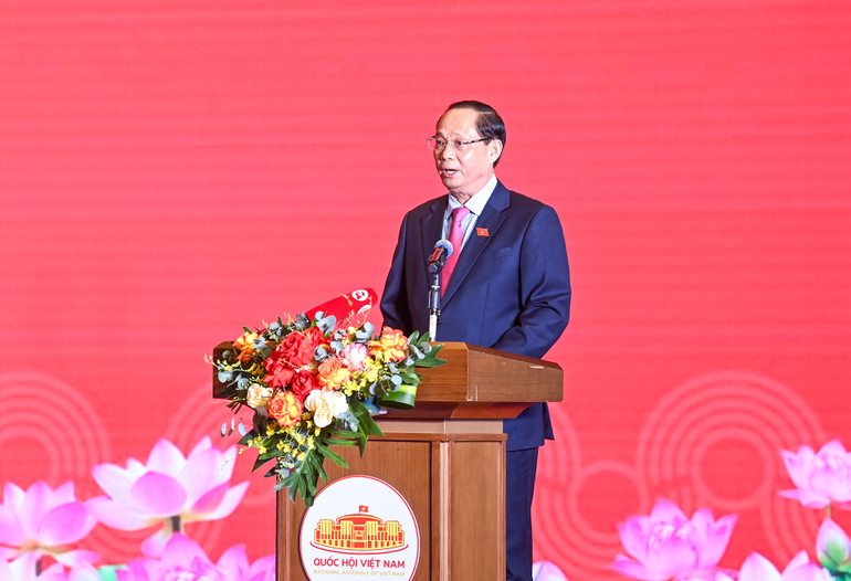 Phó Chủ tịch Quốc hội Trần Quang Phương phát biểu tại cuộc vận động. Ảnh: DUY LINH