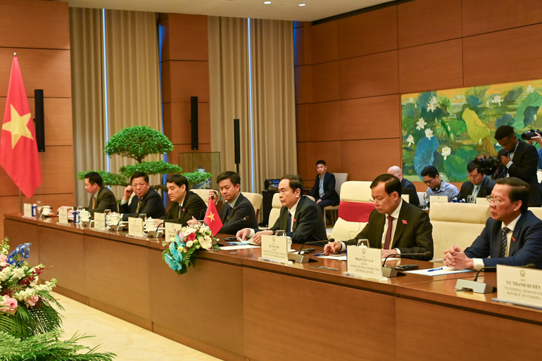 Chủ tịch Quốc hội Trần Thanh Mẫn phát biểu tại hội kiến. (Ảnh: Duy Linh)