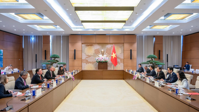 Quang cảnh buổi tiếp tại Nhà Quốc hội. (Ảnh DUY LINH)