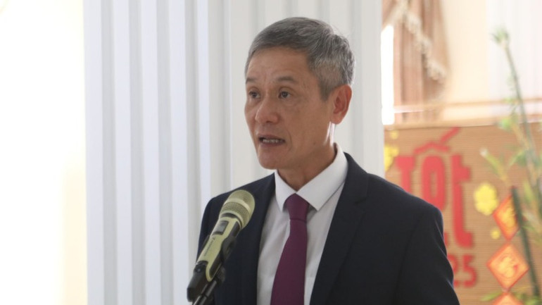 Đại sứ Nguyễn Minh Vũ phát biểu ý kiến tại buổi lễ.