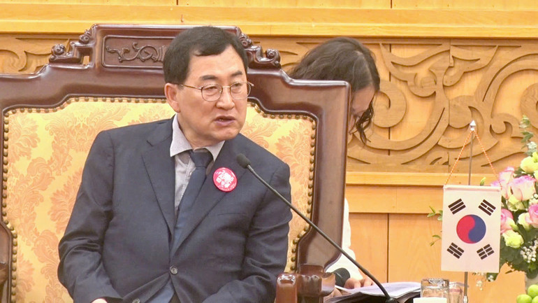 Thị trưởng thành phố Gyeongju Joo Nak-Young tin tưởng, tỉnh Ninh Bình và thành phố Gyeongju không chỉ dừng lại ở hợp tác về du lịch và nông nghiệp mà còn phát triển ở nhiều lĩnh vực khác mang lại lợi ích về kinh tế cho người dân của hai bên.