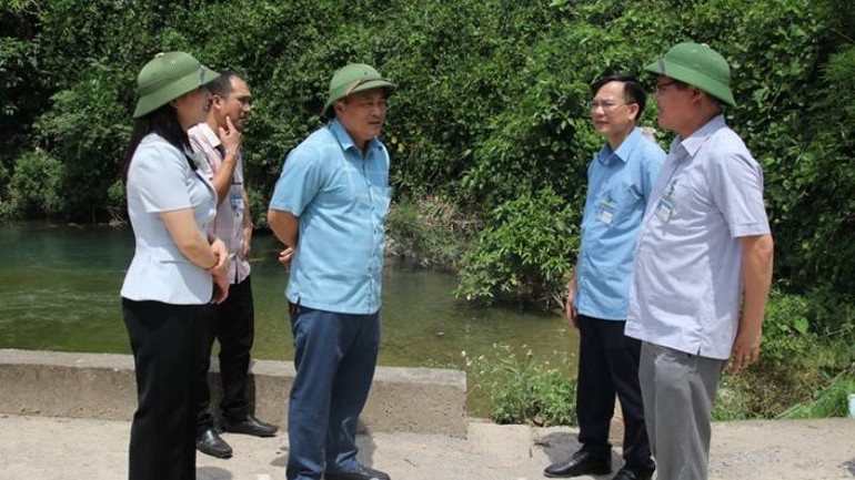Lãnh đạo Ủy ban nhân dân tỉnh Lạng Sơn kiểm tra sông, suối tại xã Mai Sao, Chi Lăng (Lạng Sơn)