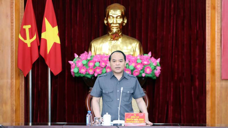 Đồng chí Nguyễn Quốc Đoàn, Ủy viên Trung ương Đảng, Bí thư Tỉnh ủy Lạng Sơn, chủ trì kết luận tại hội nghị giao ban. Đồng chí Nguyễn Quốc Đoàn, Ủy viên Trung ương Đảng, Bí thư Tỉnh ủy Lạng Sơn, chủ trì kết luận tại hội nghị giao ban.