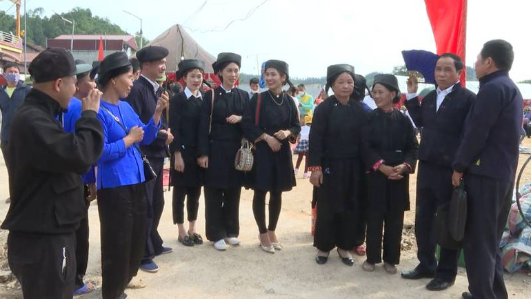 Trang phục truyền thống của bà con dân tộc Nùng ở huyện Bình Gia (Lạng Sơn) đã được phục dựng.