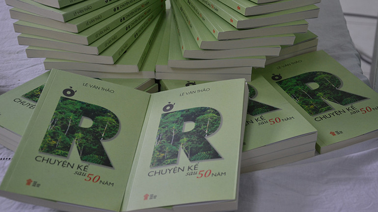 Tác phẩm "Ở R-Chuyện kể sau 50 năm" của Nhà văn Lê Văn Thảo được giới thiệu bình chọn 50 tác phẩm văn học nghệ thuật tiêu biểu của thành phố.